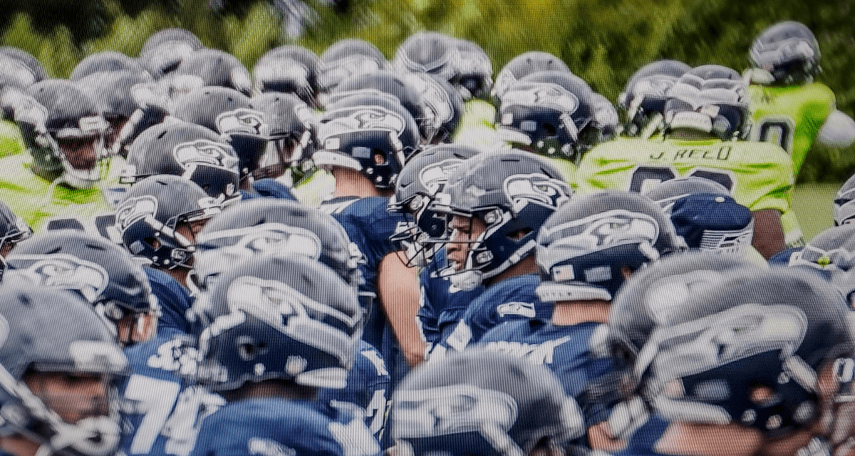 Seahawks Playbook Podcast Episode 186: Training Camp Week 3 / Offensive Line